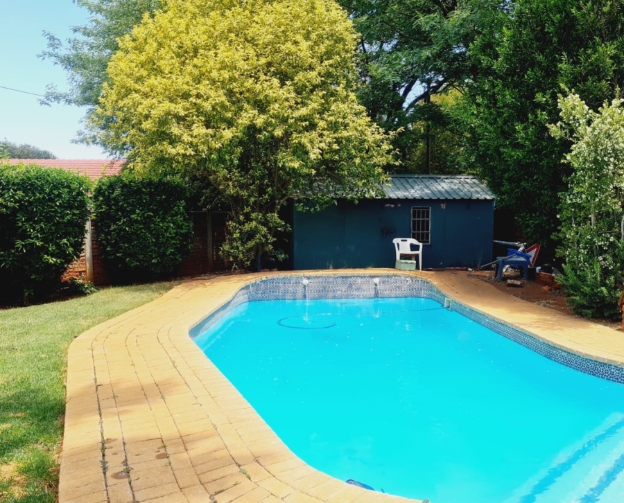 5 Bedroom Property for Sale in Doringkruin North West